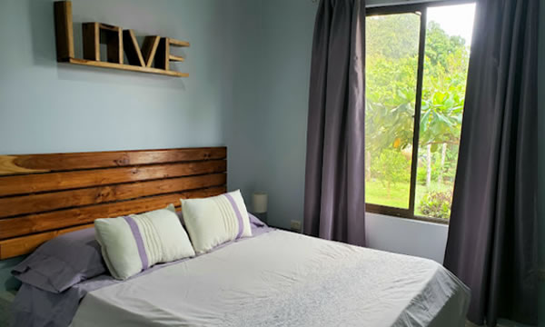 Reservar en Cabinas Colibrí, Santa Cruz Reservar en Cabinas Colibrí, Santa Cruz