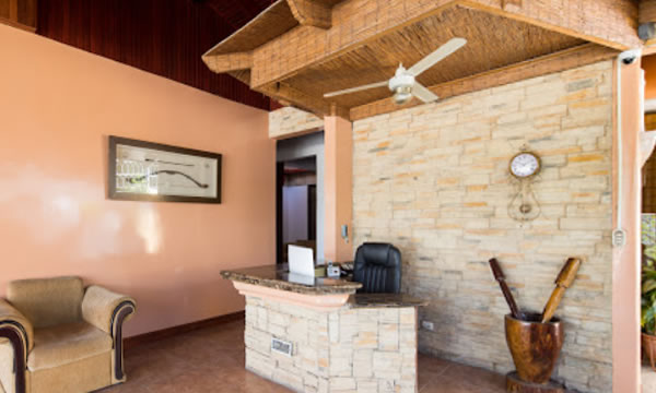 Precios en Hospedaje Casa Vieja Precios en Hospedaje Casa Vieja