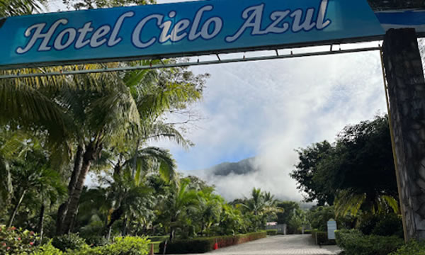 Alojamiento en El Hotel Cielo Azul Alojamiento en El Hotel Cielo Azul