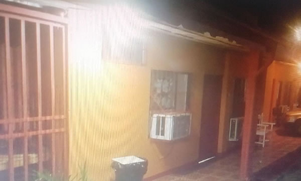 Reservar en El Motel Estancia Oeste Reservar en El Motel Estancia Oeste